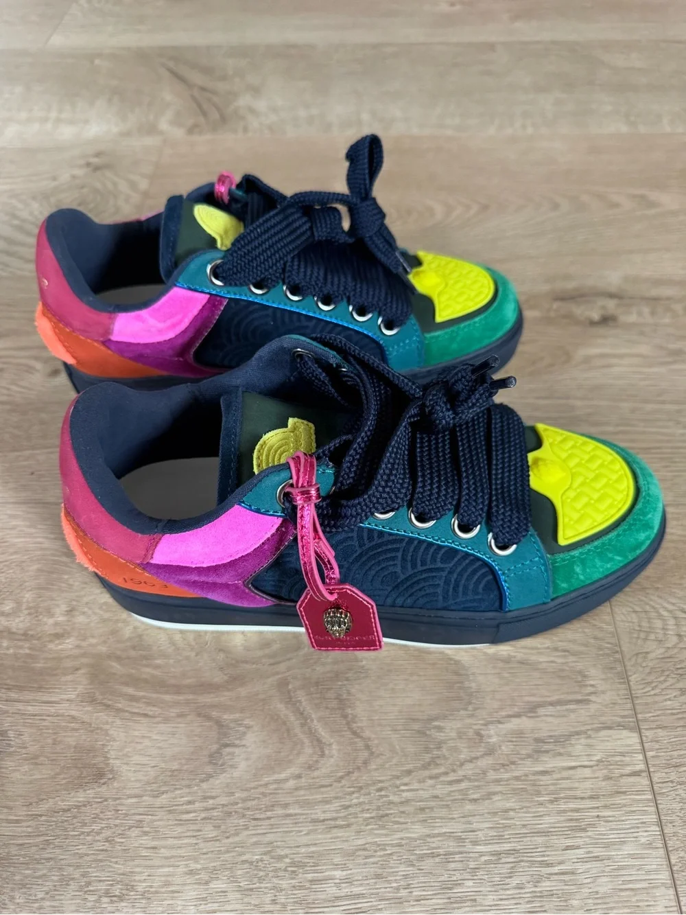 KURT GEIGER LONDON SOUTHBANK TAG SNEAKER